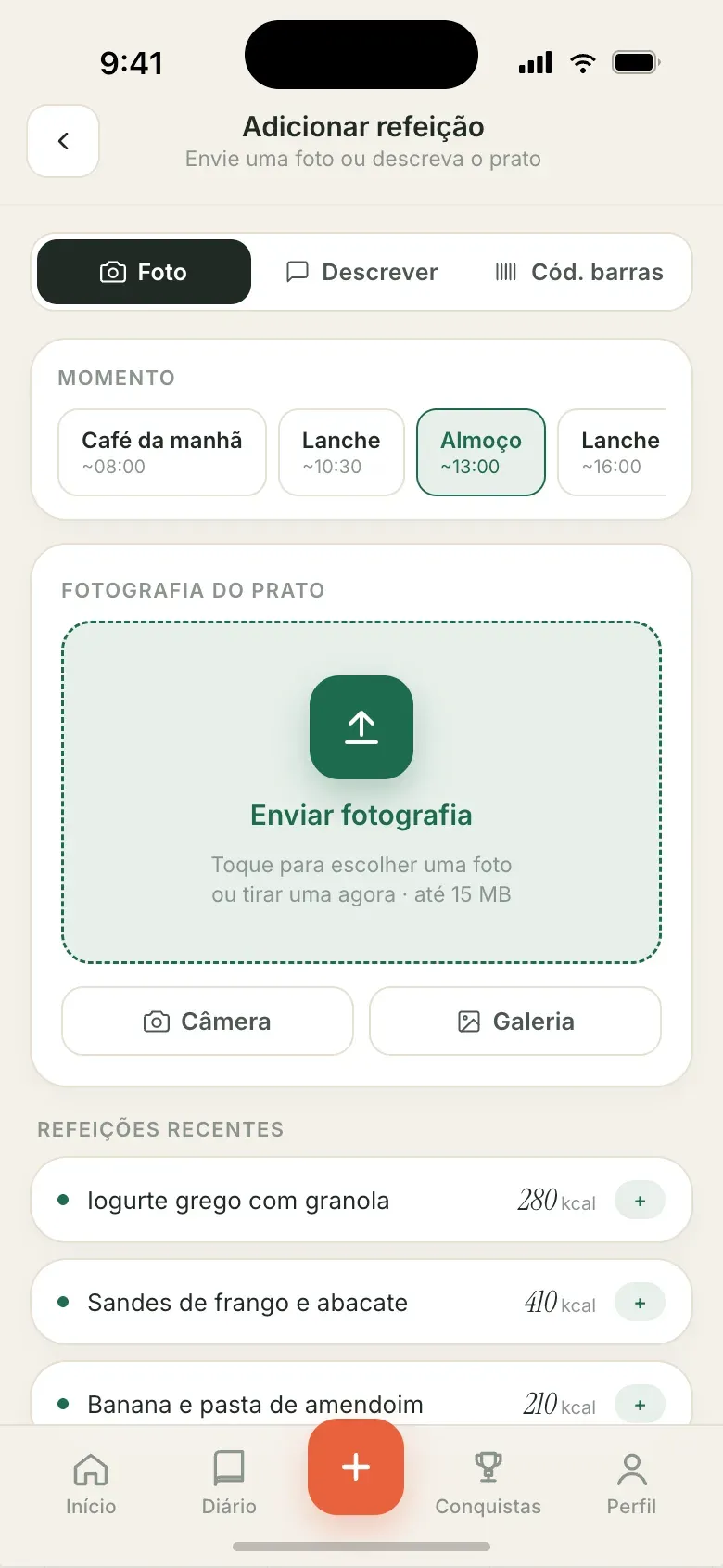 Adicionar refeição — Tire uma foto, descreva em texto ou escaneie o código de barras. Simples assim.